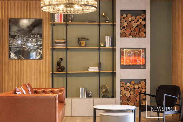 Park Inn by Radisson Melbourne Carlton _ lobby