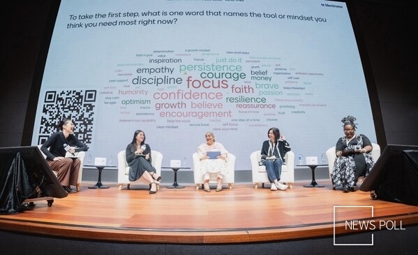 Yvette Kong and Anna Yao from Project Melo moderated a panel with Yidan Prize laureates, Dr Rukmini Banerji, Professor Usha Goswami, and Angeline Murimirwa, about their turning points as educators.
